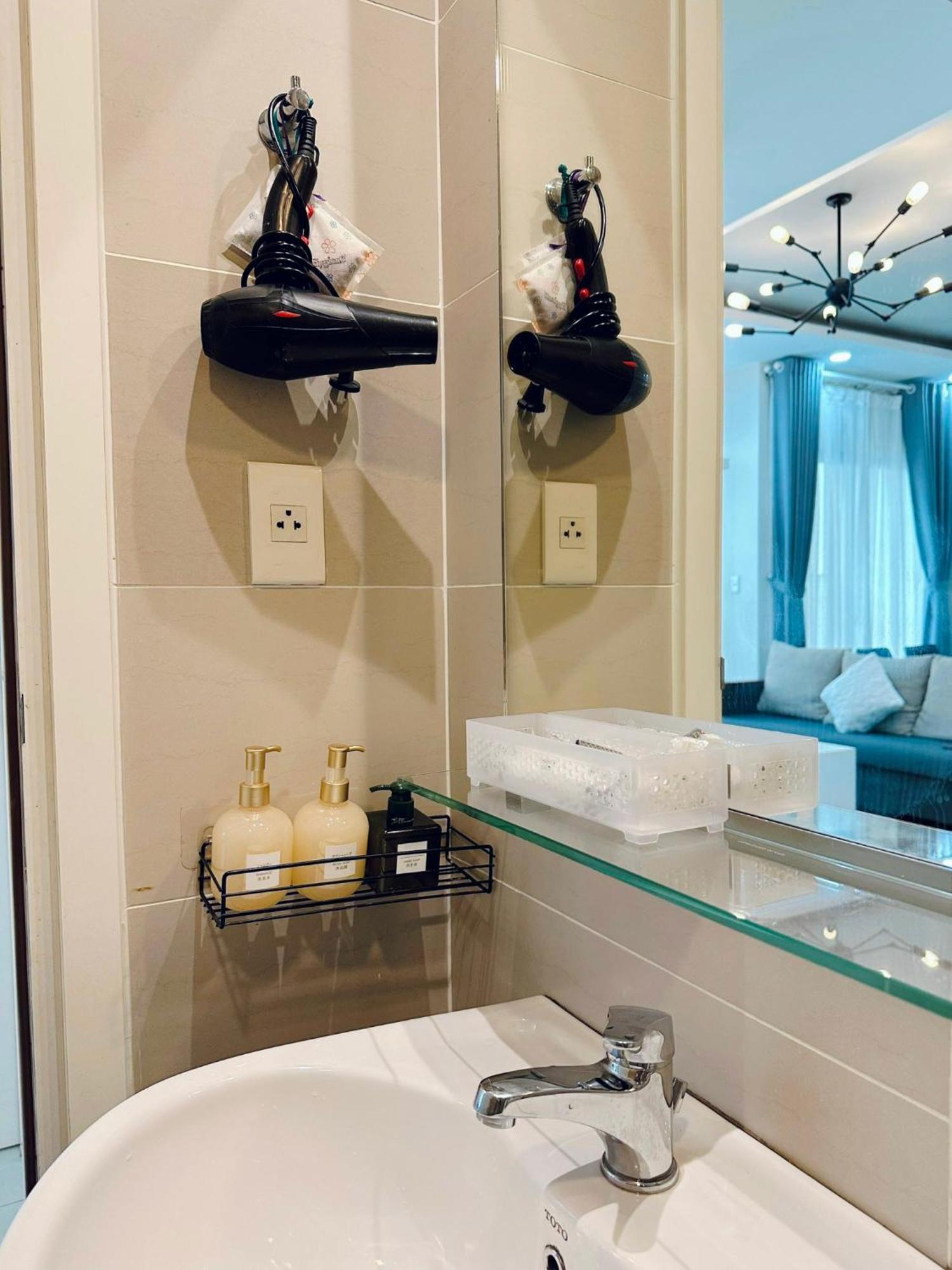 Masteri Thao Dien Luxury With Beautiful View, Fully Furnished, Near The Center Apartment