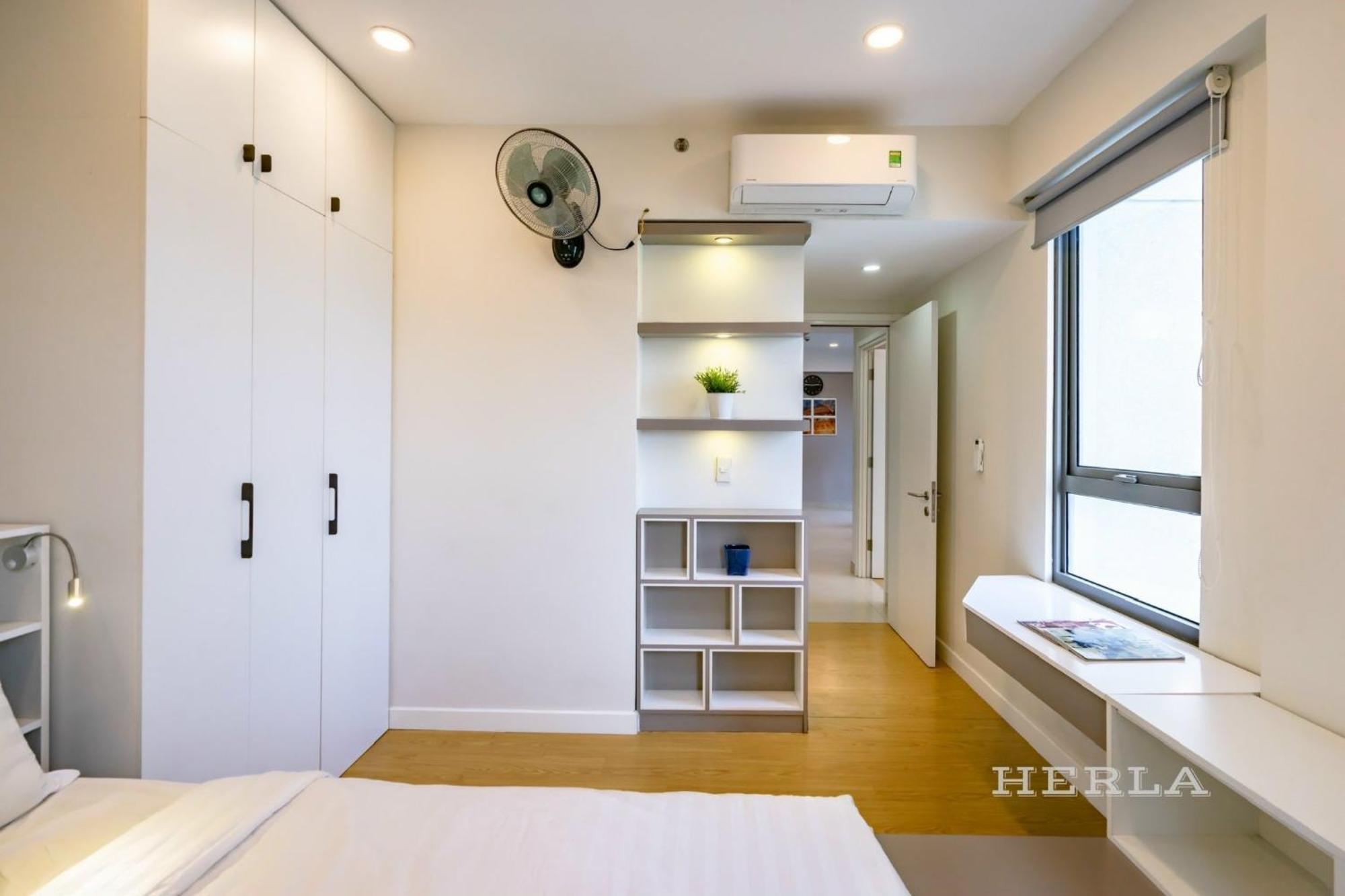 Masteri Thao Dien Luxury With Beautiful View, Fully Furnished, Near The Center Apartment